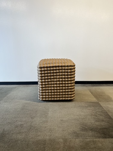 'H Pouf' Ottoman - Thumbnail 2