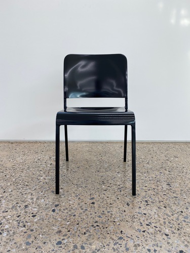 '20-06' Stacking Chair - Thumbnail 2